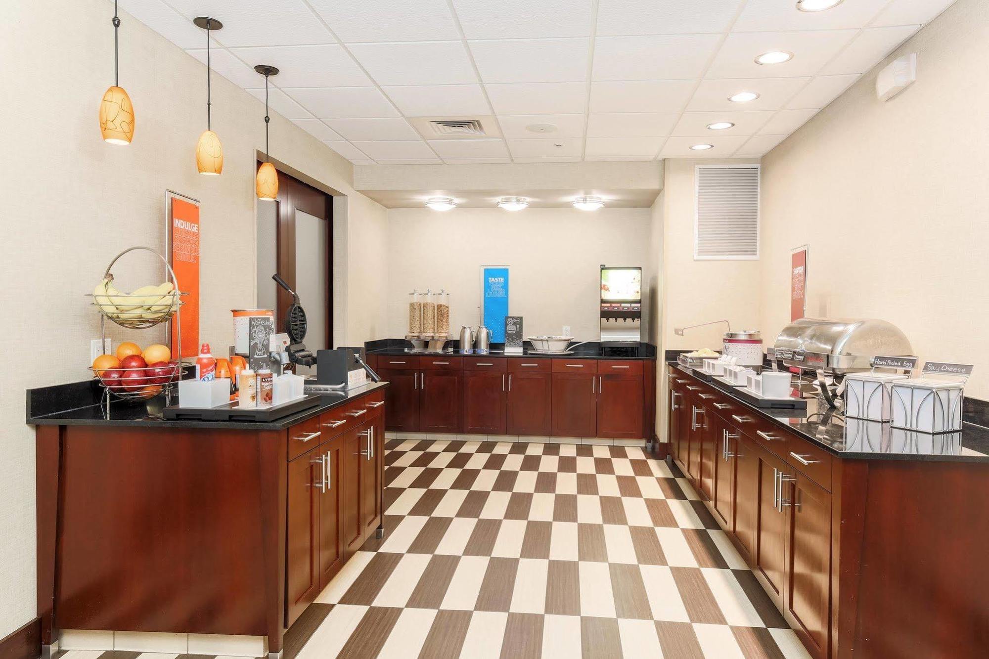 Hotel Hampton Santa Barbara/goleta 3*